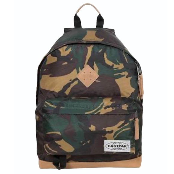 eastpak camo backpack